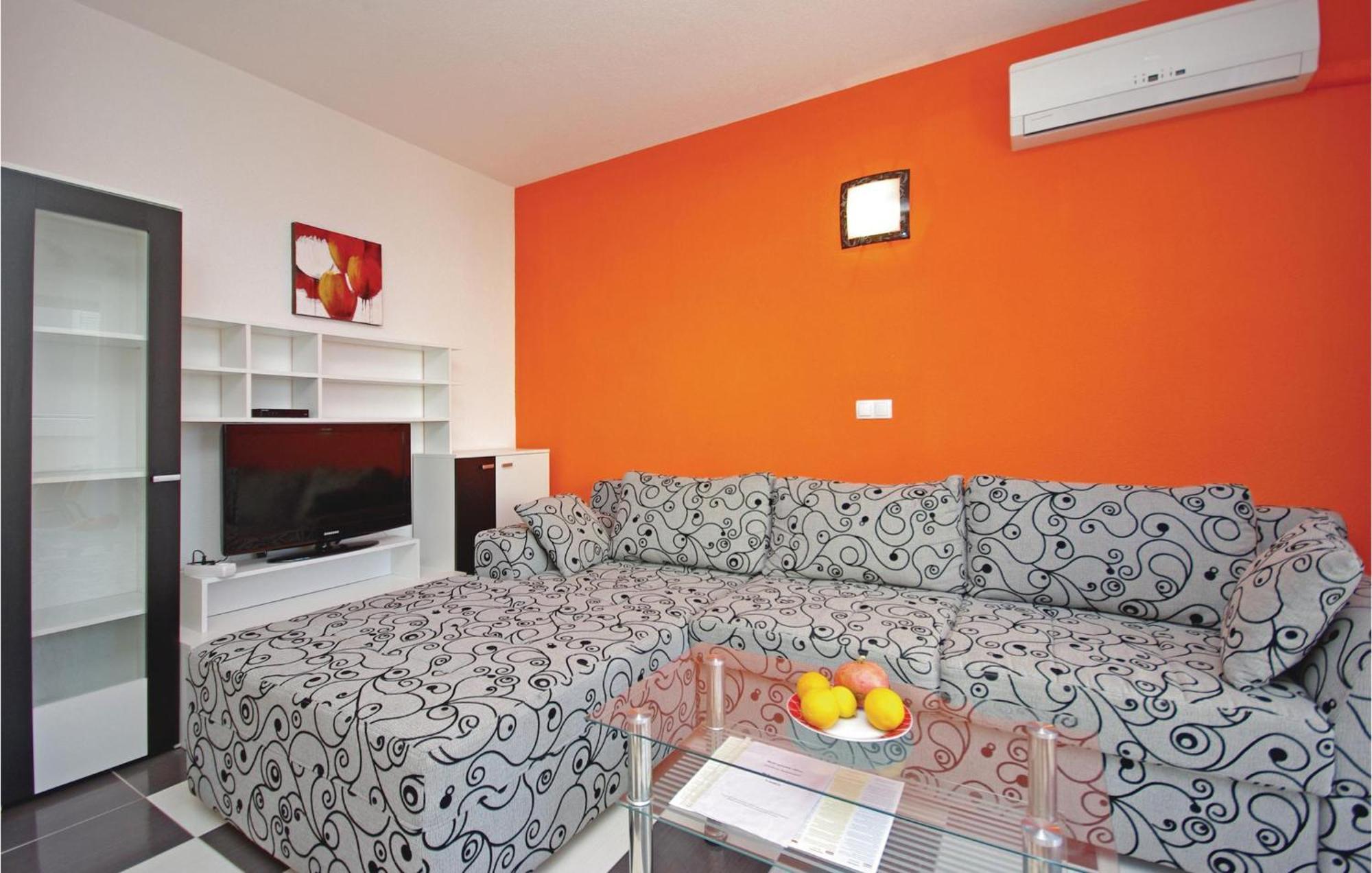 Gorgeous Apartment In Makarska With Wifi Dış mekan fotoğraf