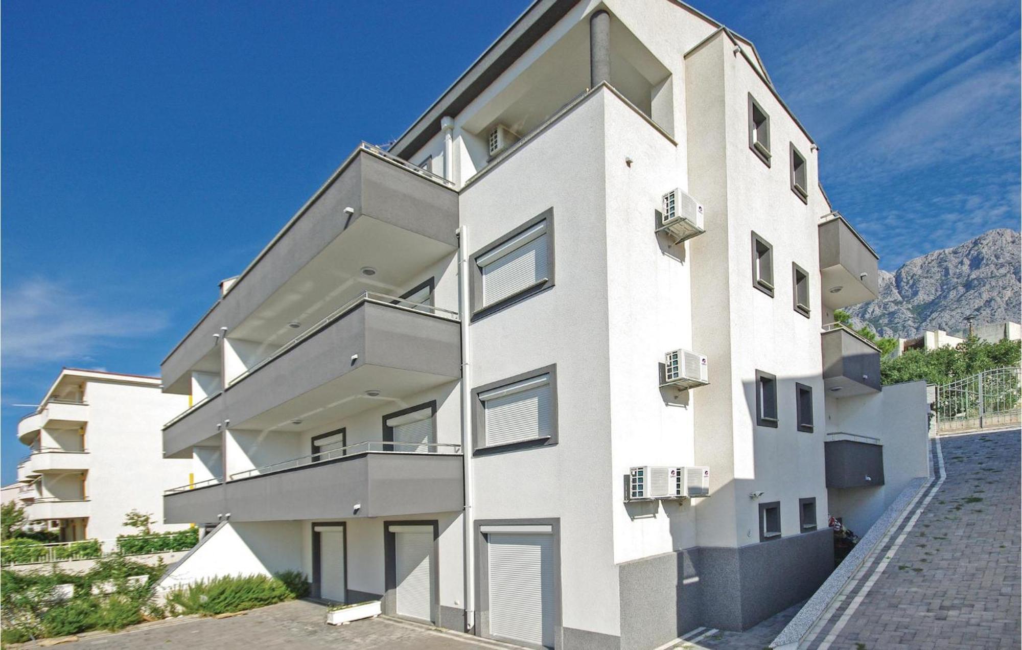 Gorgeous Apartment In Makarska With Wifi Dış mekan fotoğraf