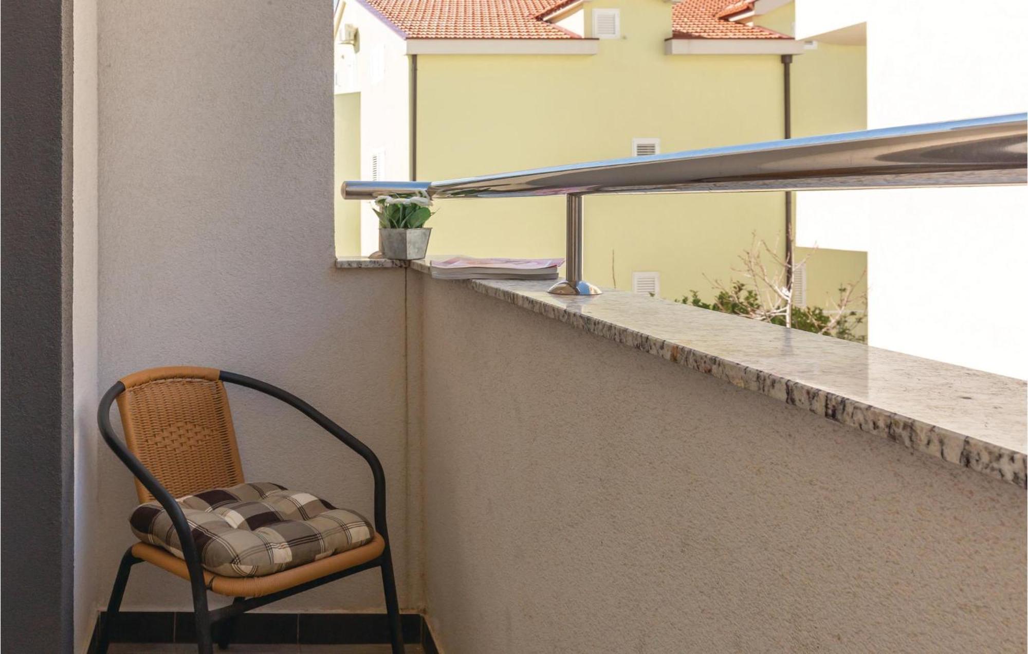 Gorgeous Apartment In Makarska With Wifi Dış mekan fotoğraf