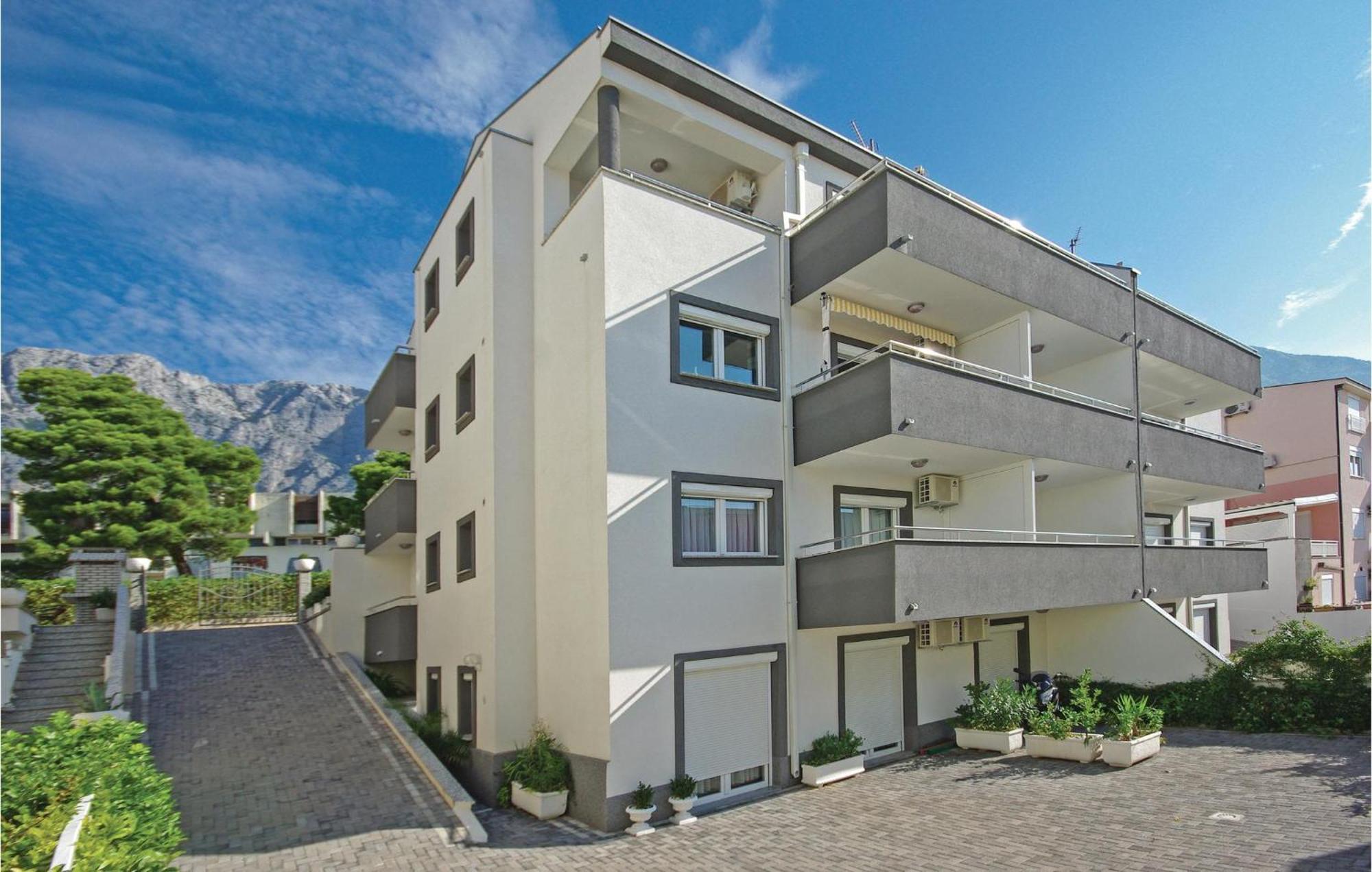 Gorgeous Apartment In Makarska With Wifi Dış mekan fotoğraf